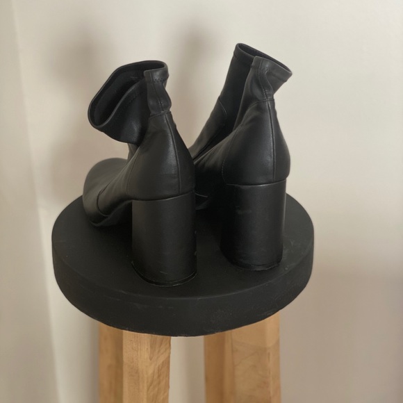 ABOUND | slip on block heel booties - Picture 3 of 7